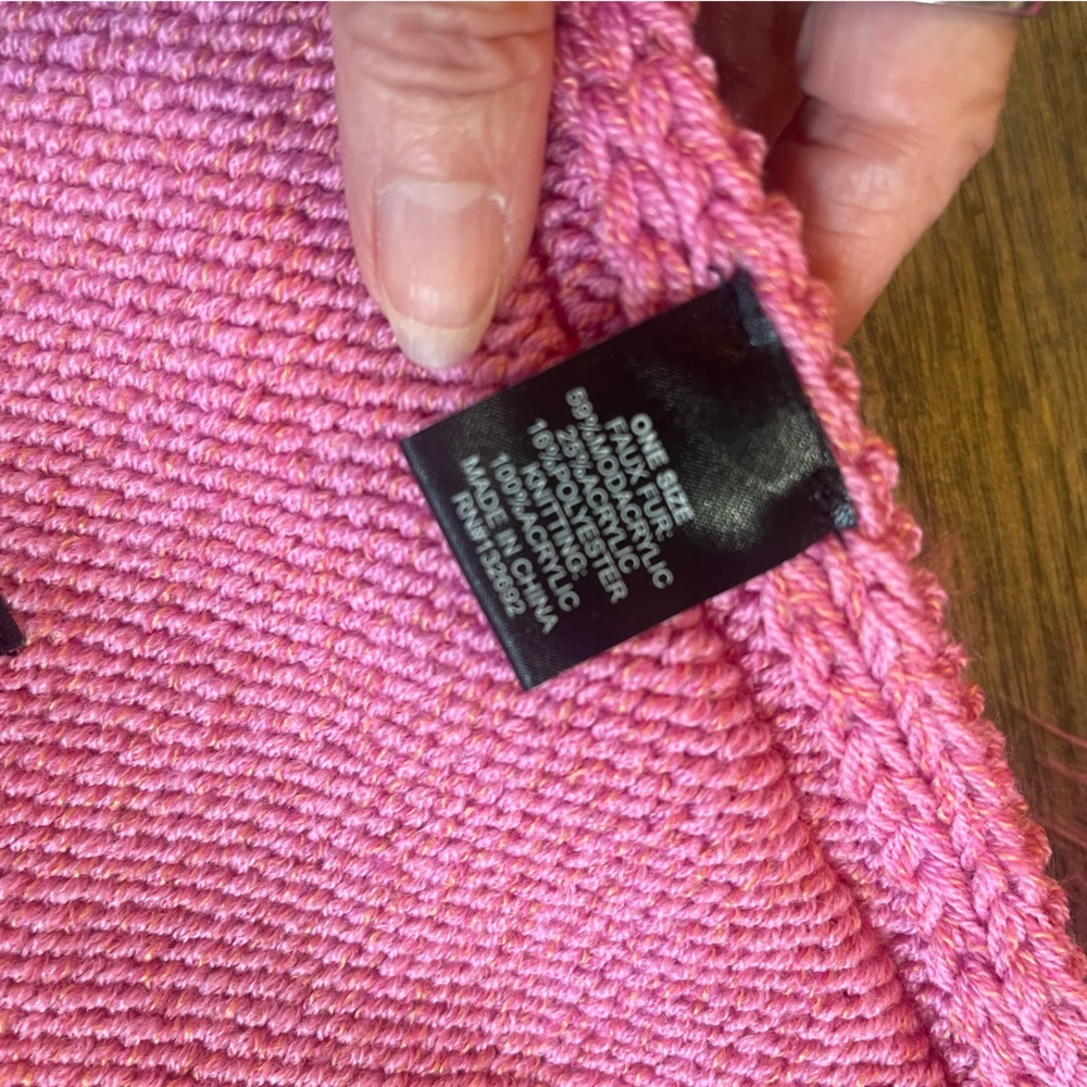 HEURUEH Extra Long 78 inch Winter Pink Knit Scarf with‎ Faux Fur Ends SOFT - Picture 7 of 9